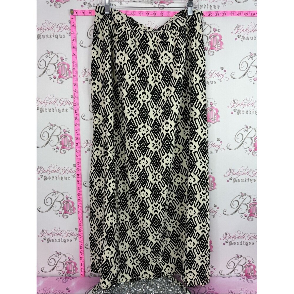 Jules & Leopold skirt Black and Cream Geometric Maxi Skirt